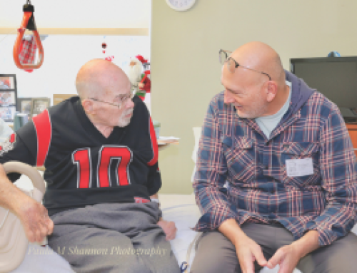 Seaford alum, father of Heisman hopeful visits former Seaford coach