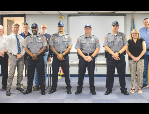 Newly sworn in police officers introduced at Seaford City Council meeting